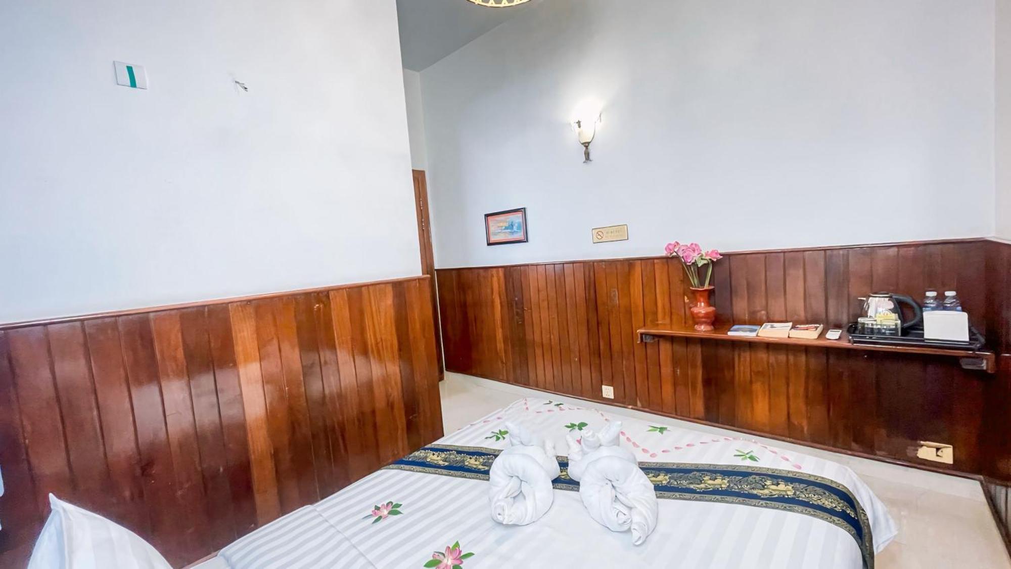 The Center Point Otel Siem Reap Dış mekan fotoğraf