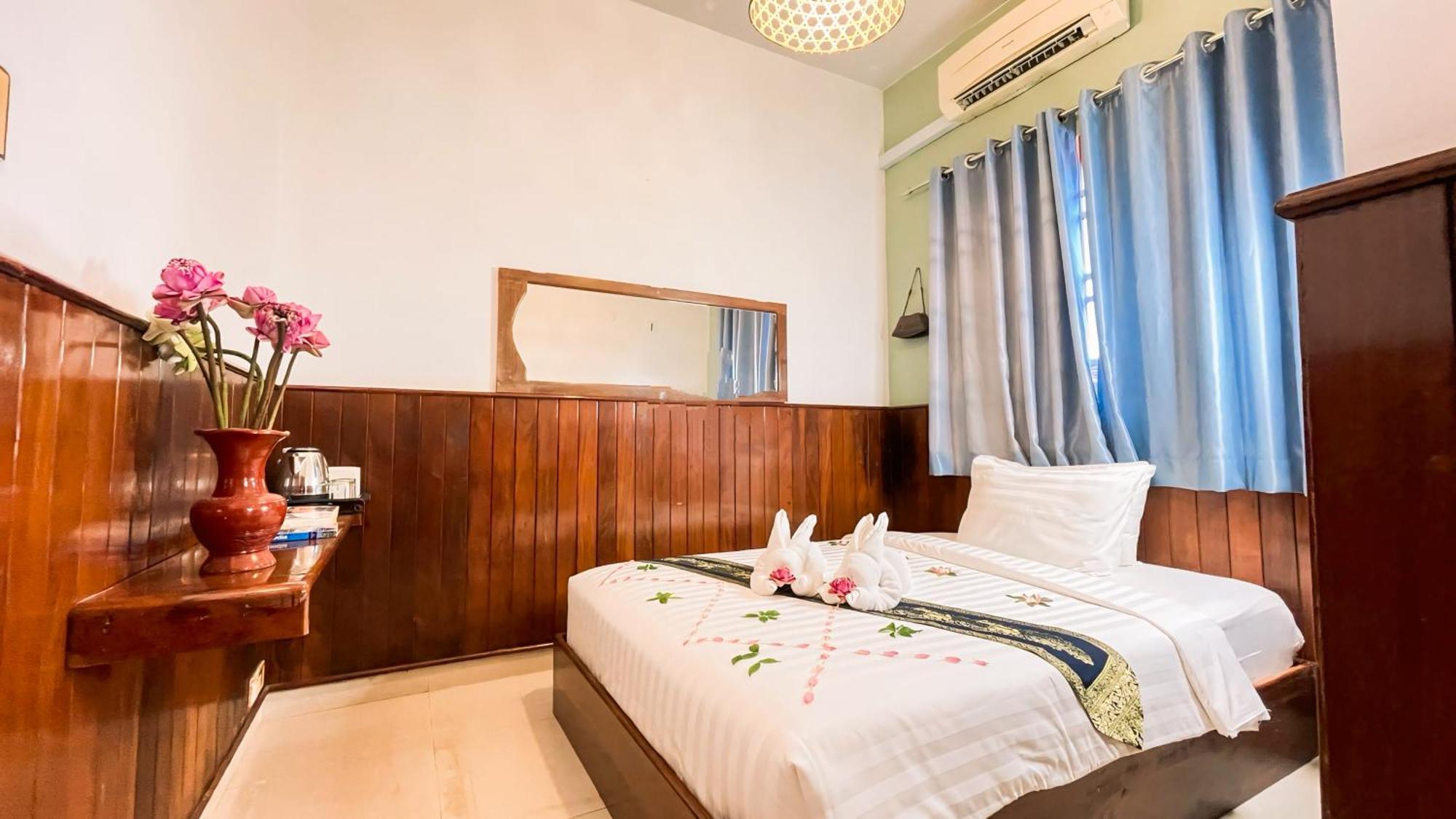 The Center Point Otel Siem Reap Dış mekan fotoğraf