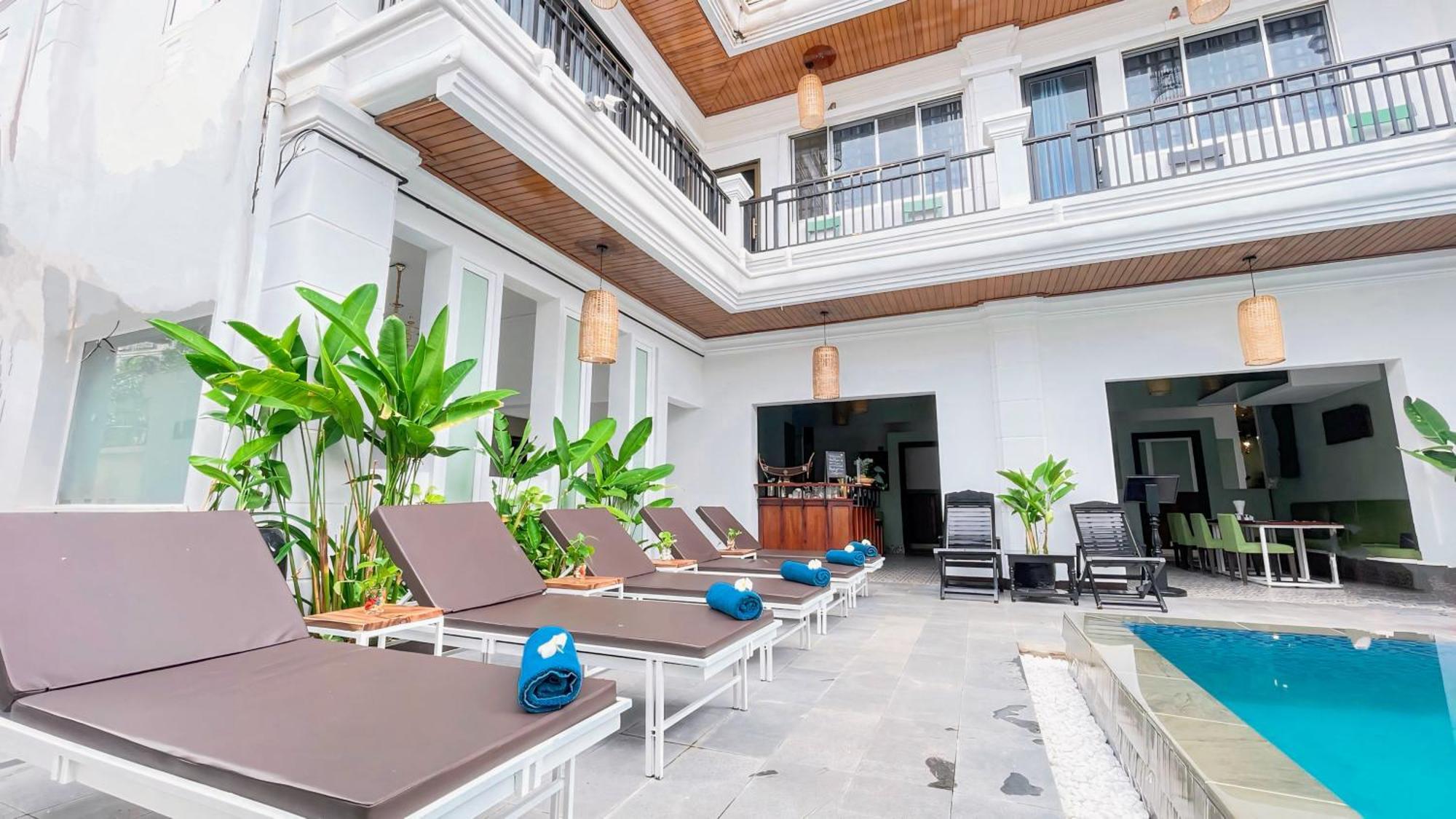 The Center Point Otel Siem Reap Dış mekan fotoğraf