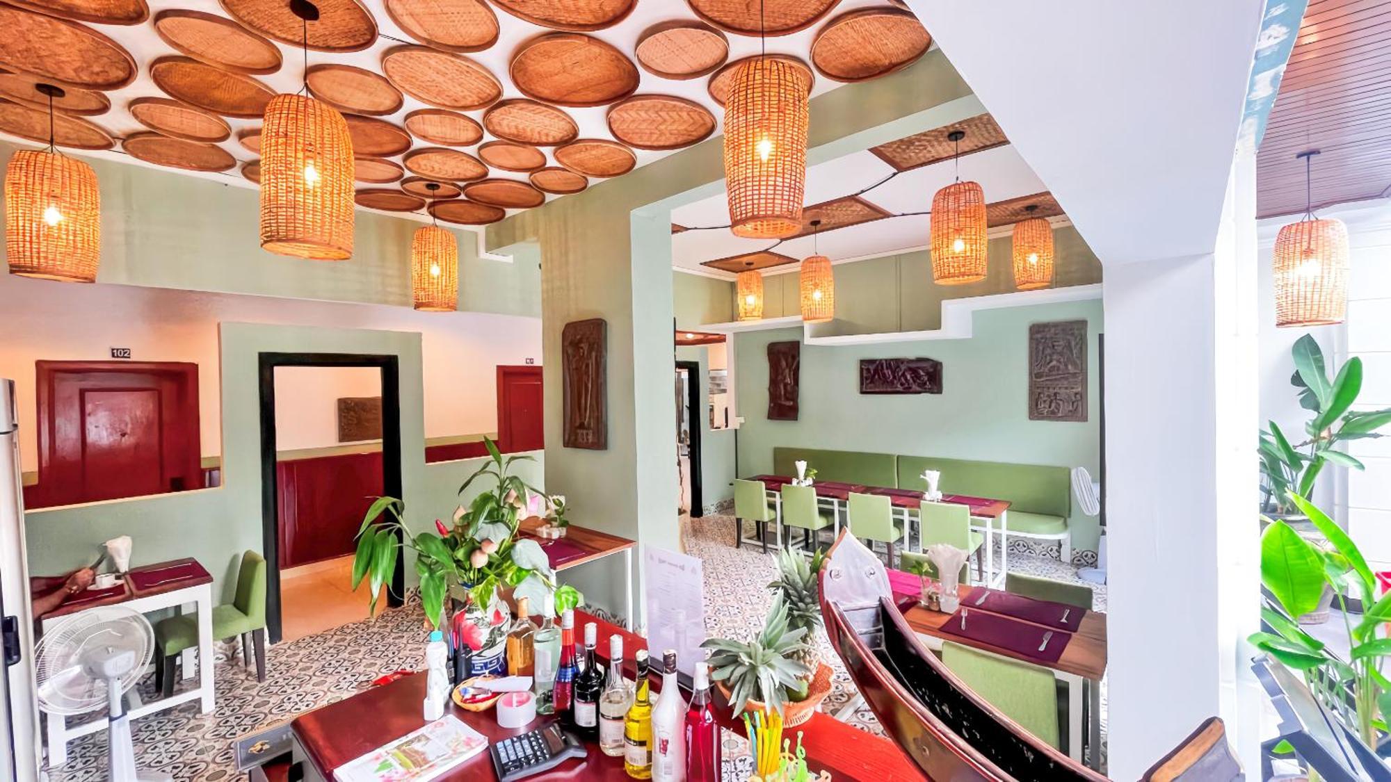 The Center Point Otel Siem Reap Dış mekan fotoğraf