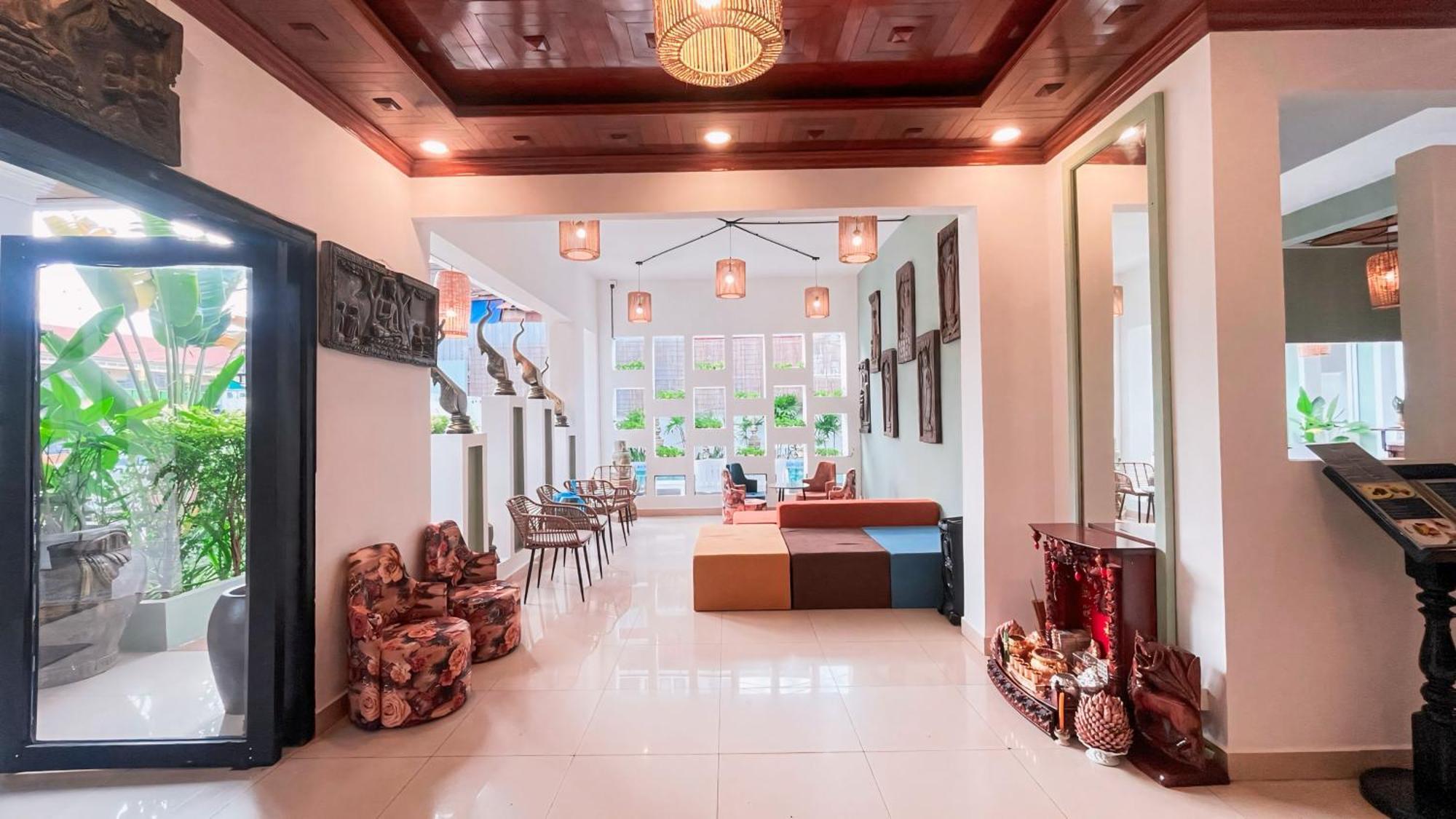 The Center Point Otel Siem Reap Dış mekan fotoğraf