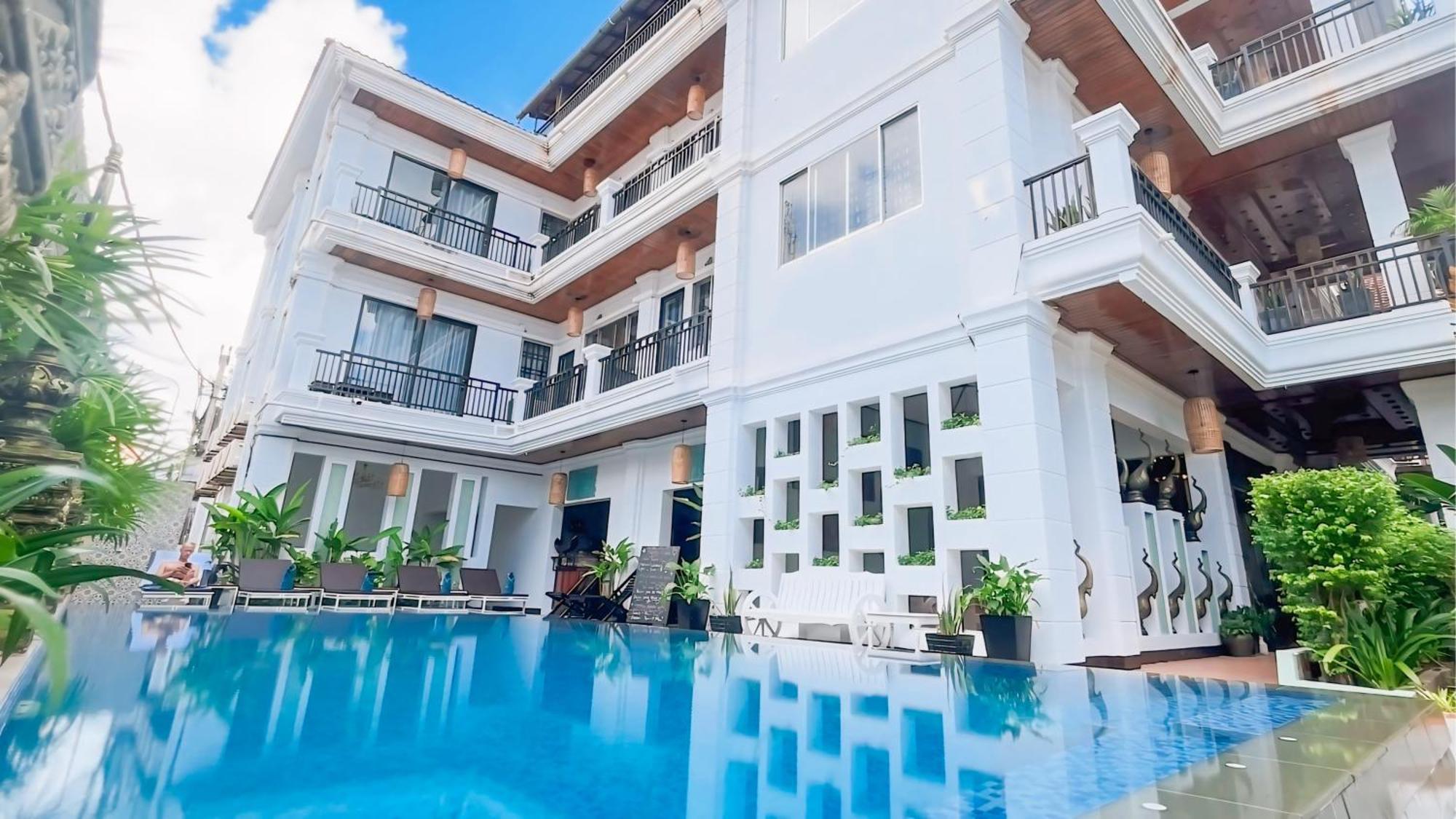 The Center Point Otel Siem Reap Dış mekan fotoğraf