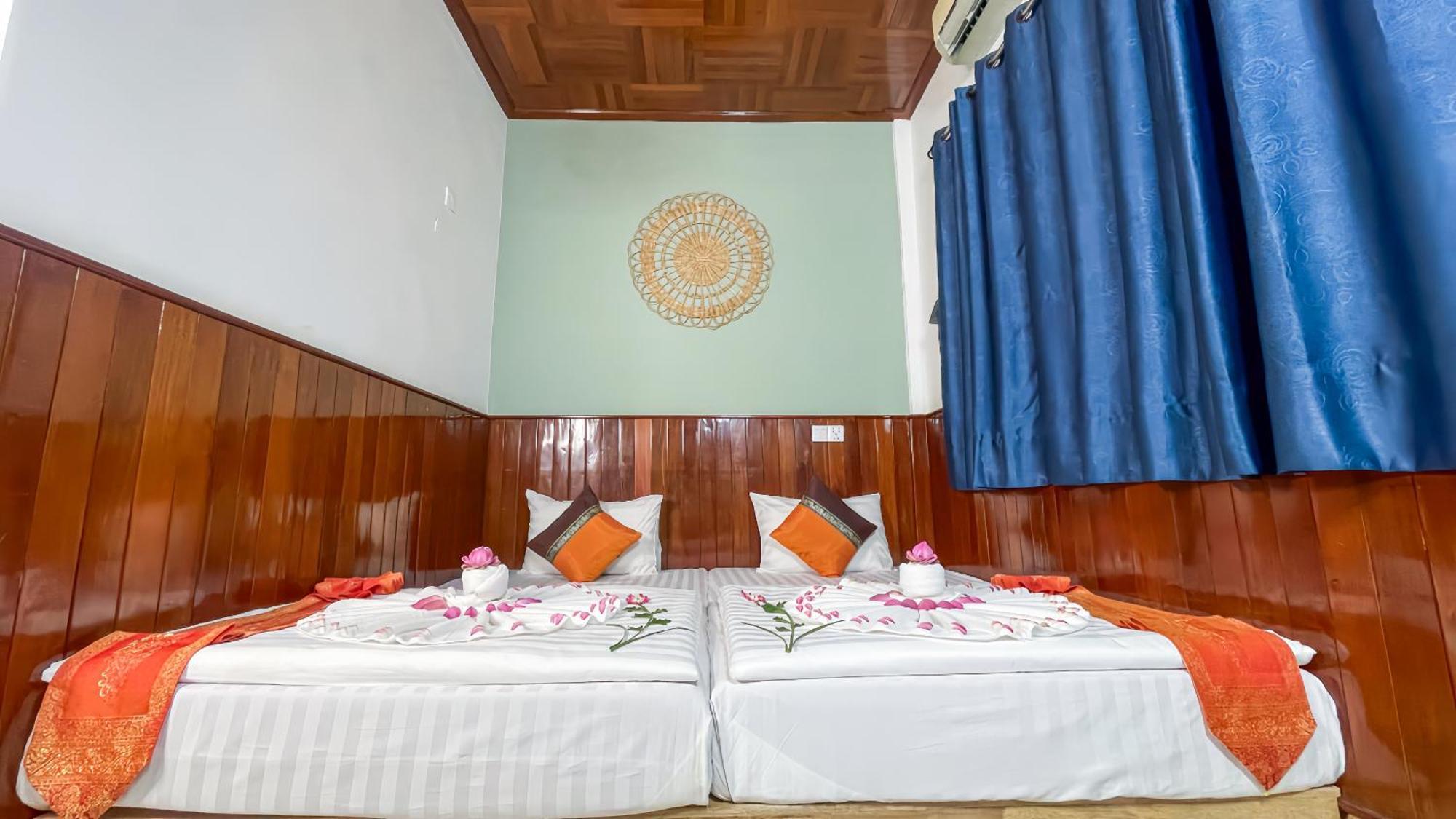The Center Point Otel Siem Reap Dış mekan fotoğraf